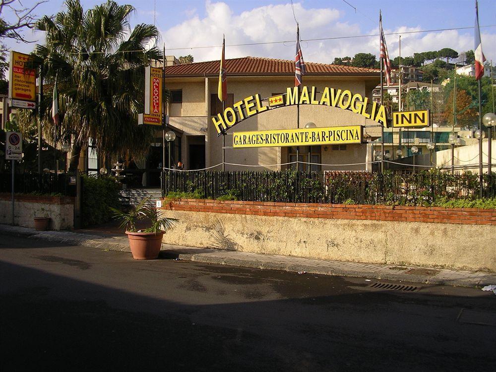 Hotel Malavoglia Ачи Кастело Екстериор снимка